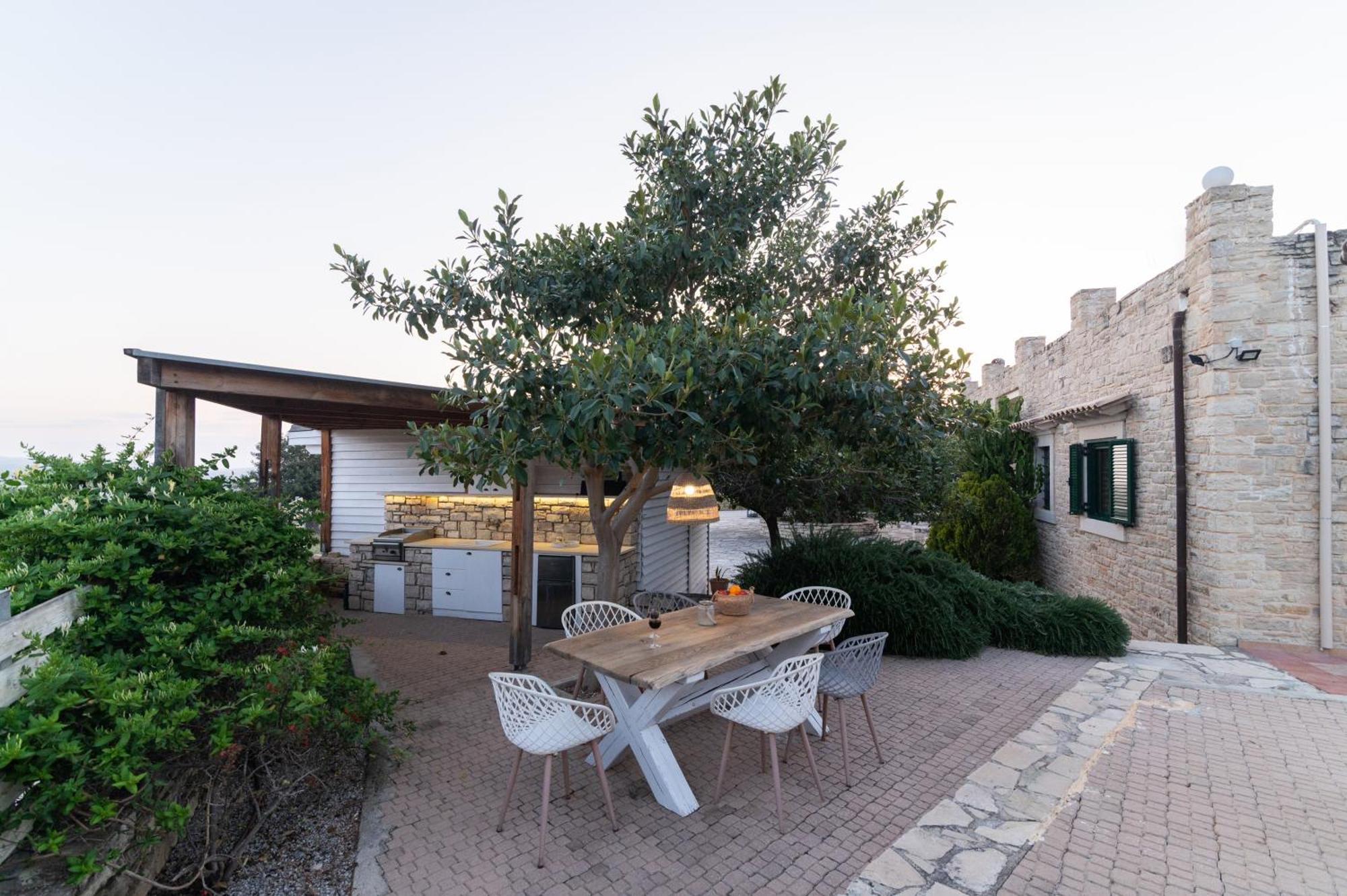Moírai Carob Villa מראה חיצוני תמונה