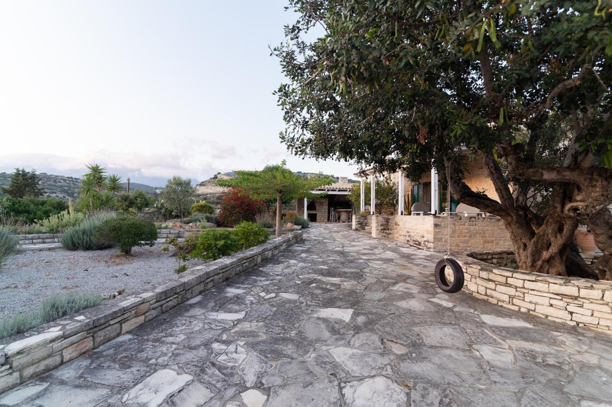 Moírai Carob Villa מראה חיצוני תמונה