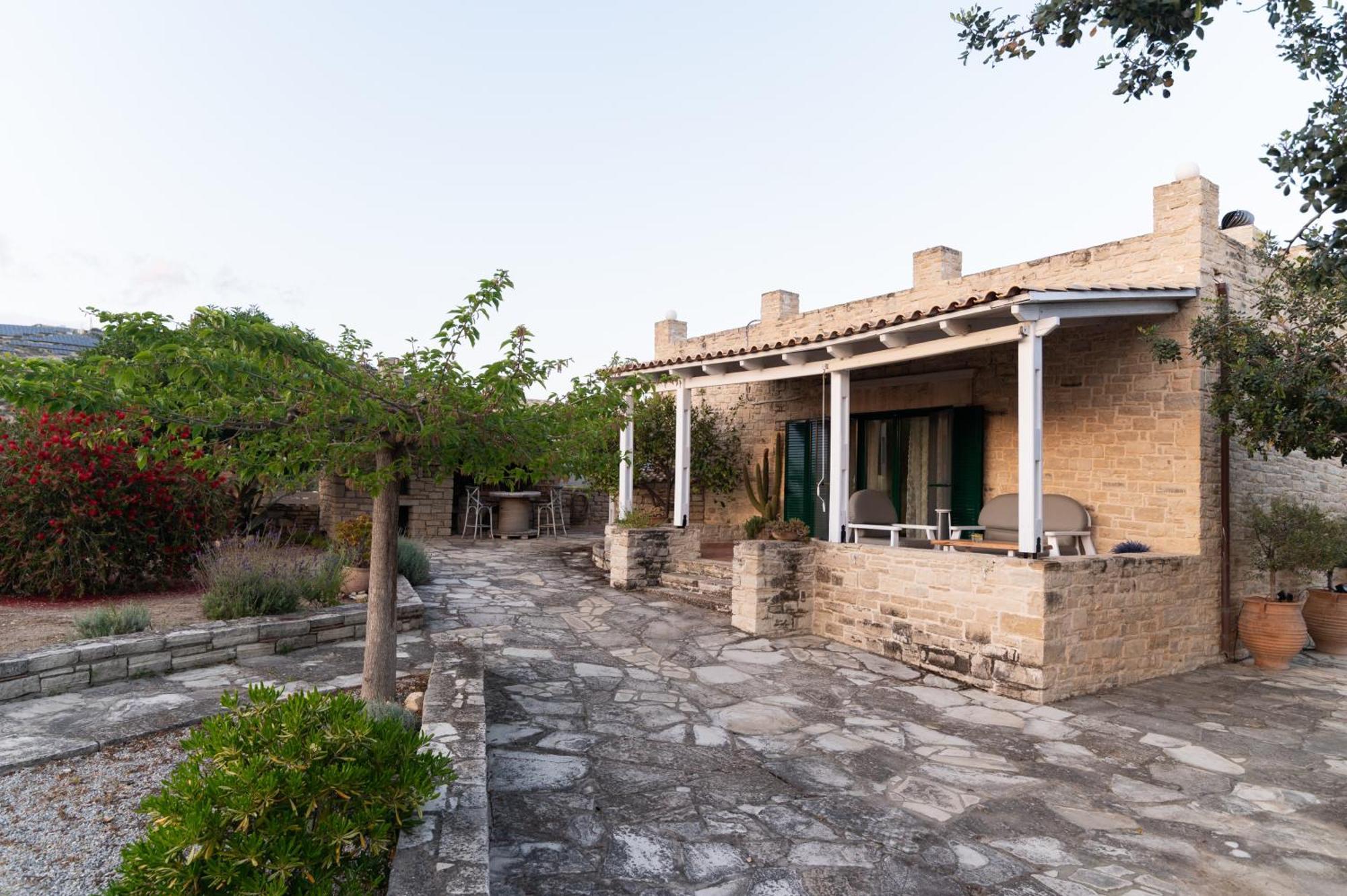 Moírai Carob Villa מראה חיצוני תמונה