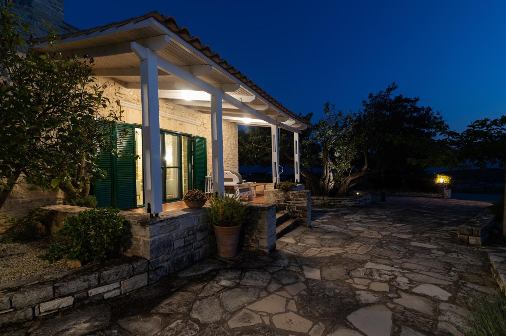 Moírai Carob Villa מראה חיצוני תמונה