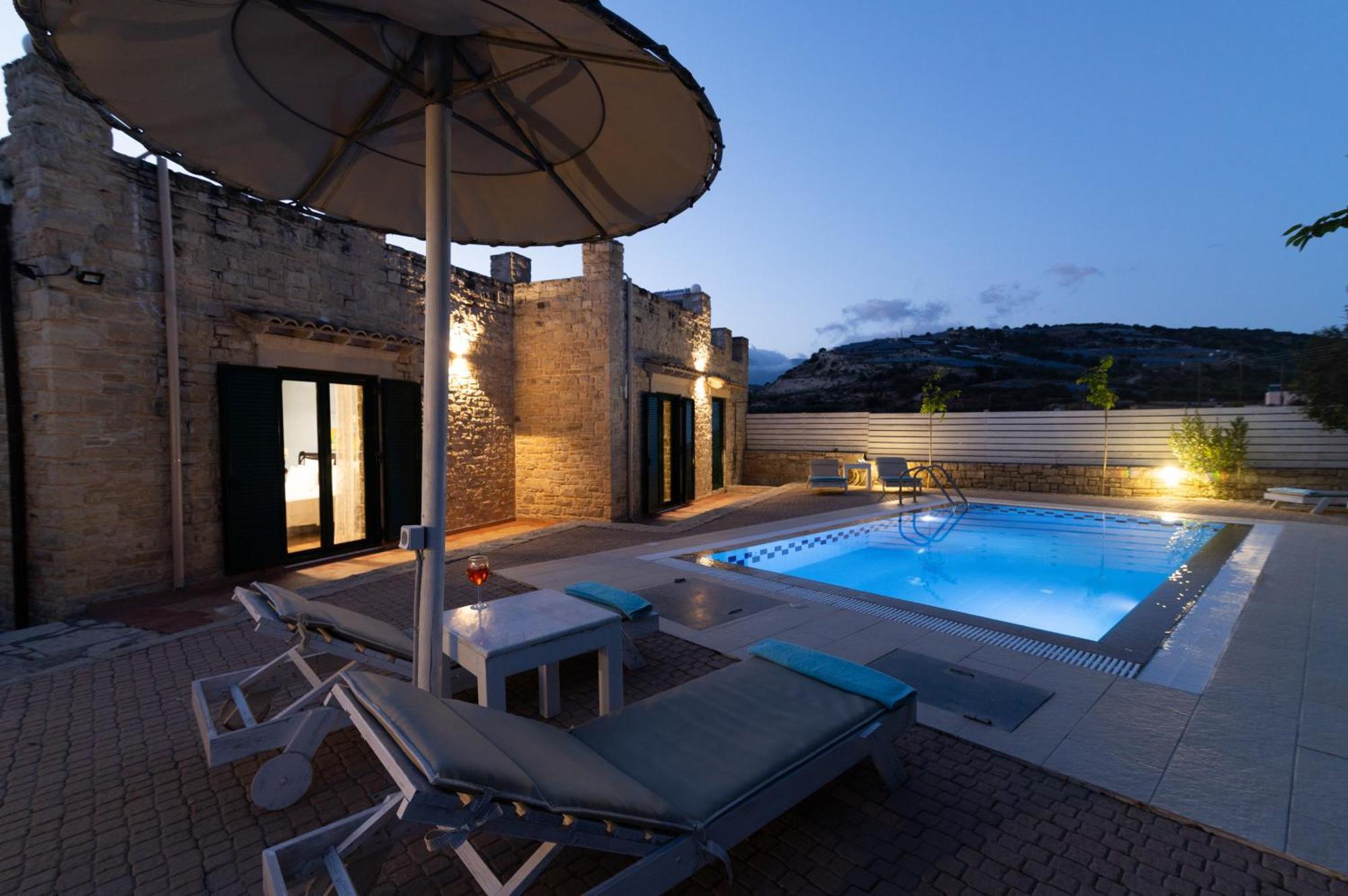 Moírai Carob Villa מראה חיצוני תמונה