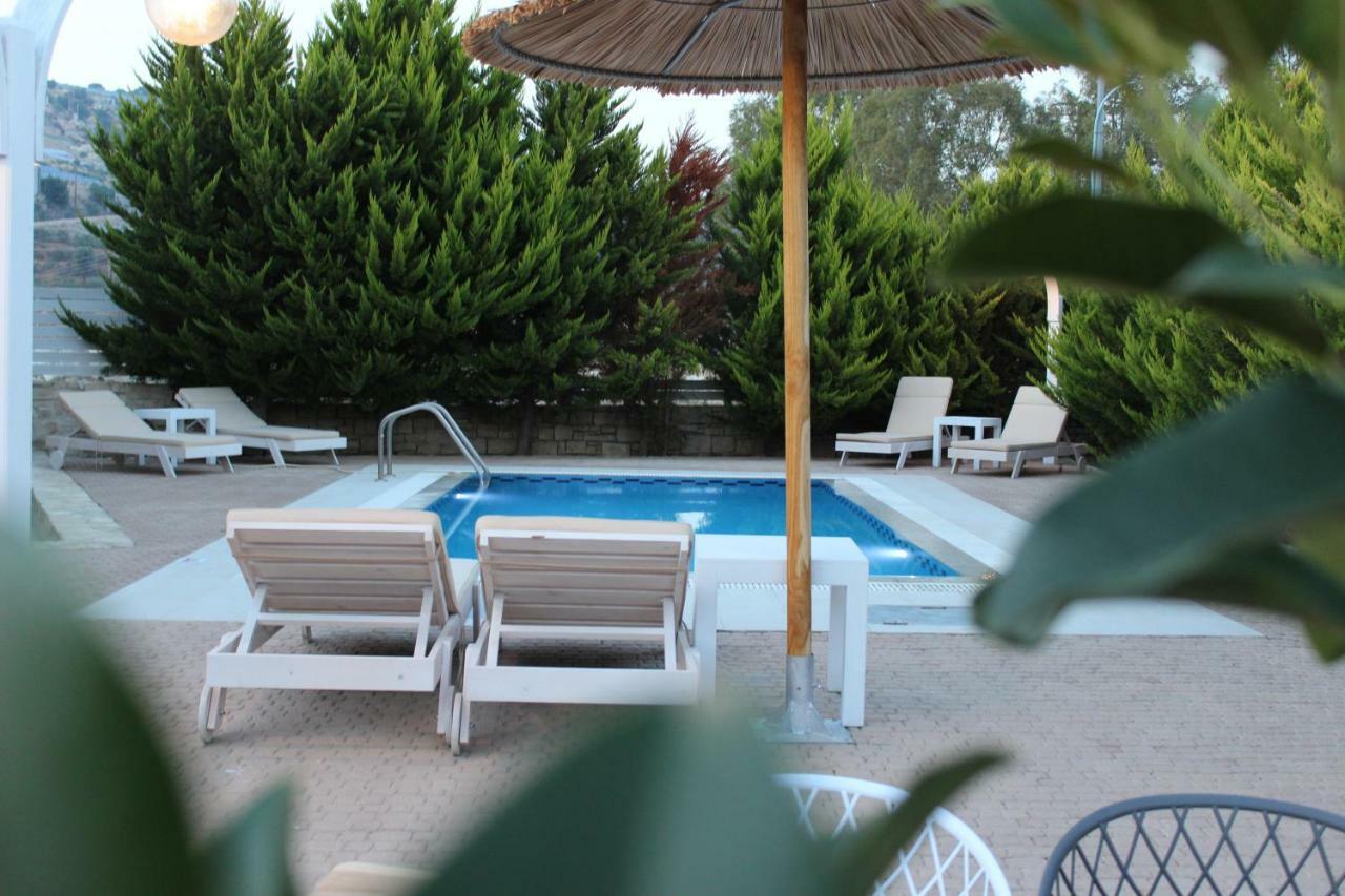 Moírai Carob Villa מראה חיצוני תמונה